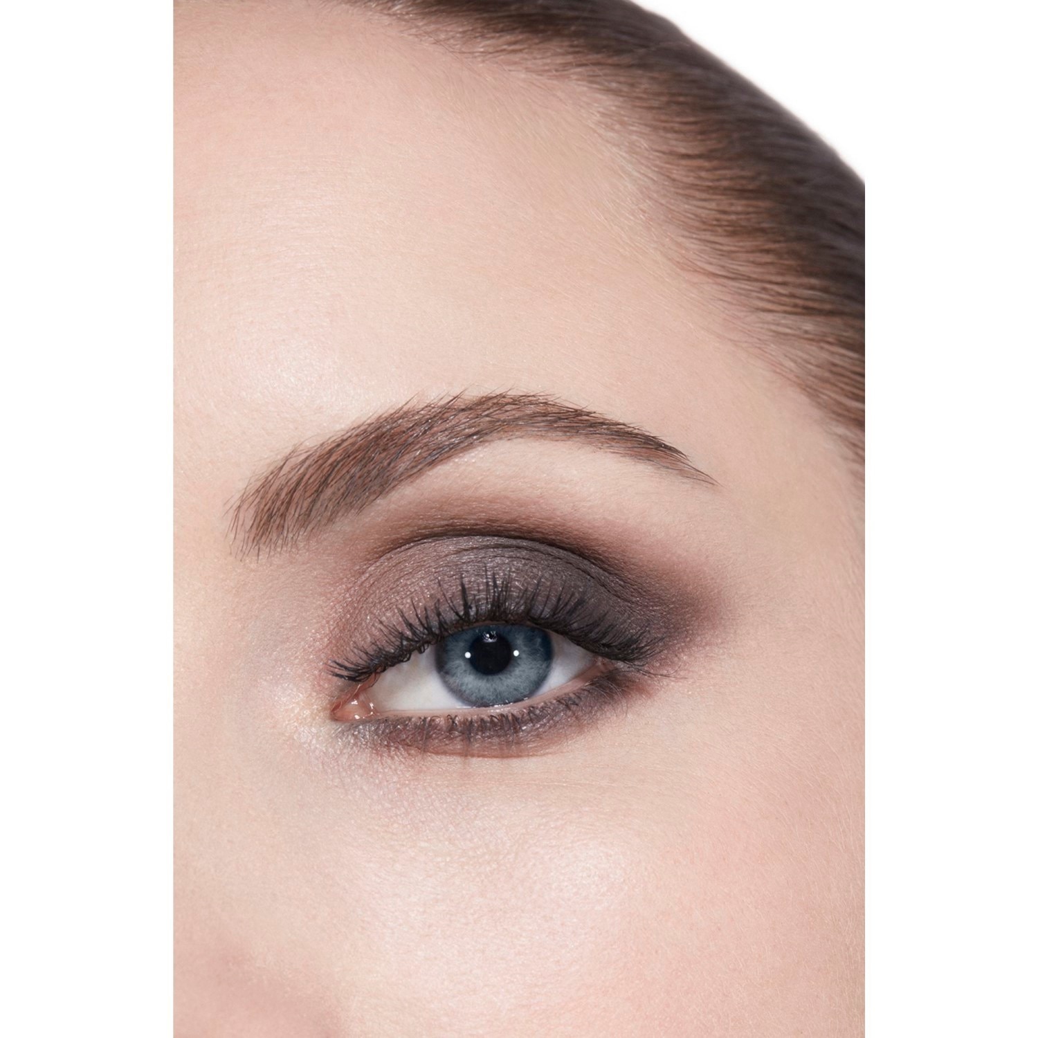 SOMBRAS DE OJOS EFECTOS MÚLTIPLES